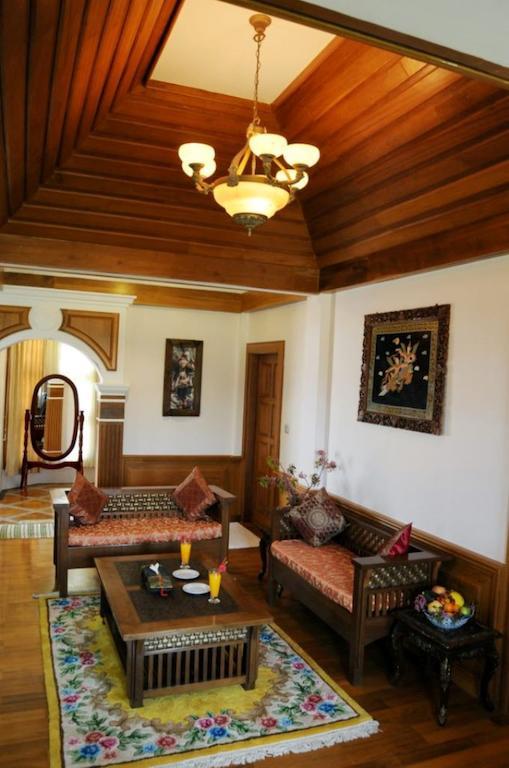 Royal Reward Resort Pyin Oo Lwin Exterior foto